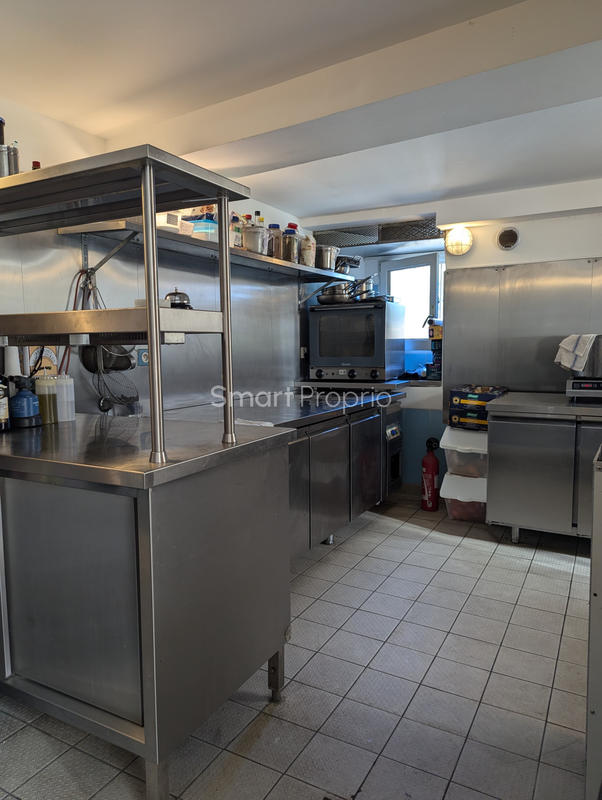 Fonds de commerce - Magasins - 44 m²