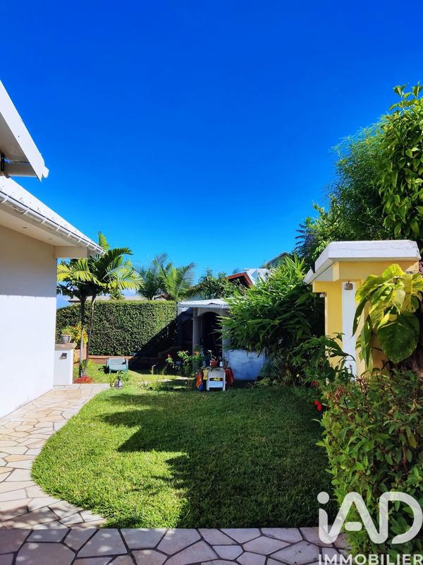 Maison - 246 m² - 6 pièces