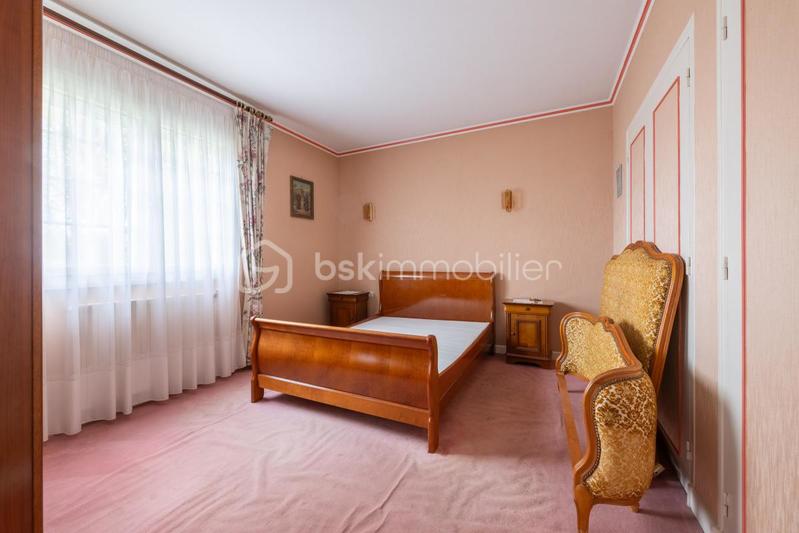 Maison - 175 m² - 8 pièces