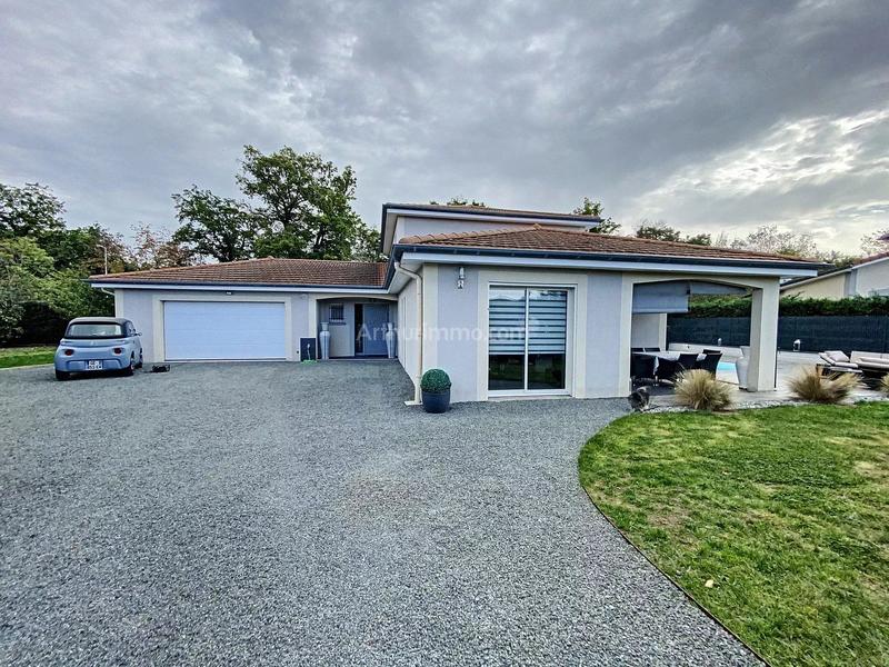 Maison - 190 m² - 7 pièces