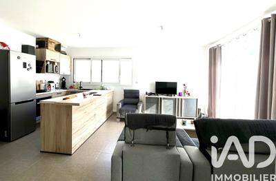 Maison - 96 m² - 5 pièces