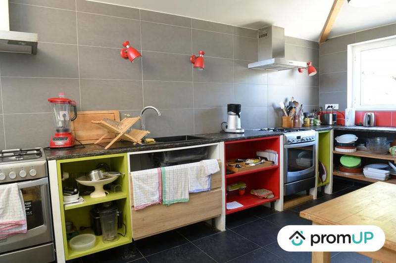 Maison traditionnelle - 148 m² - 4 pièces