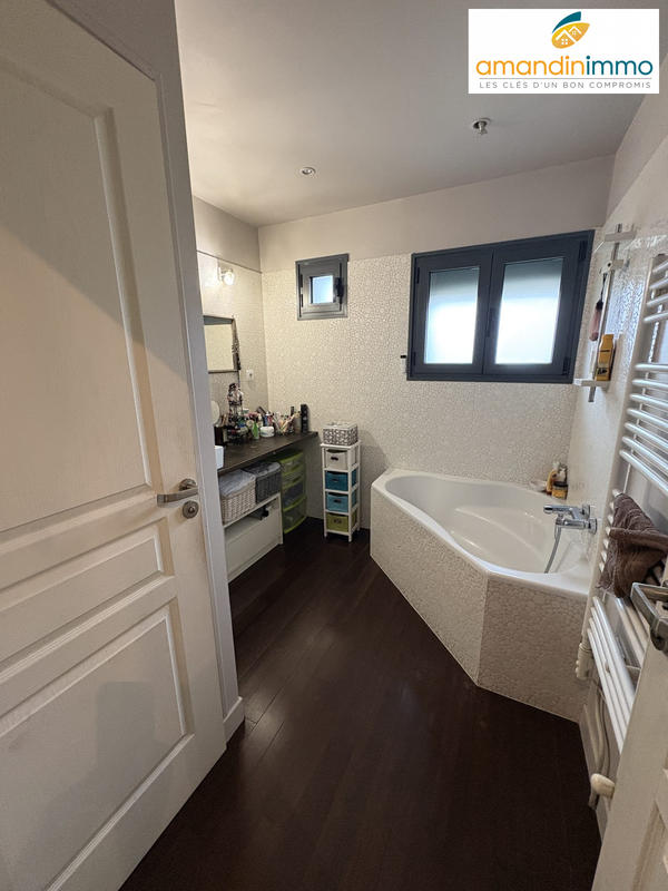 Maison - 75 m² - 6 pièces