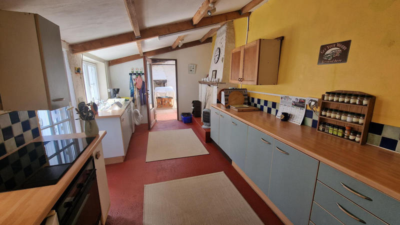 Maison - 140 m² - 5 pièces