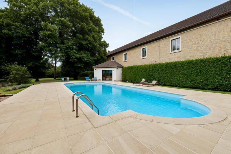 Appartement - 220 m² - 6 pièces