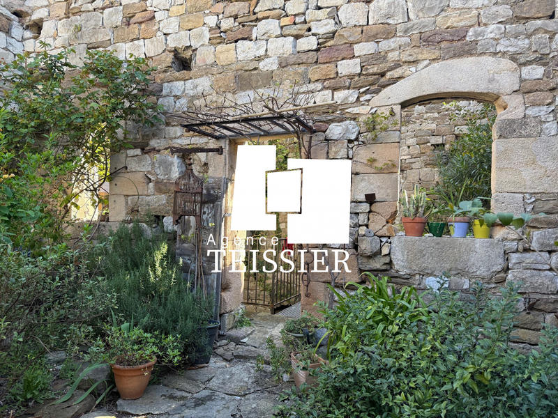 Maison - 104 m² - 6 pièces