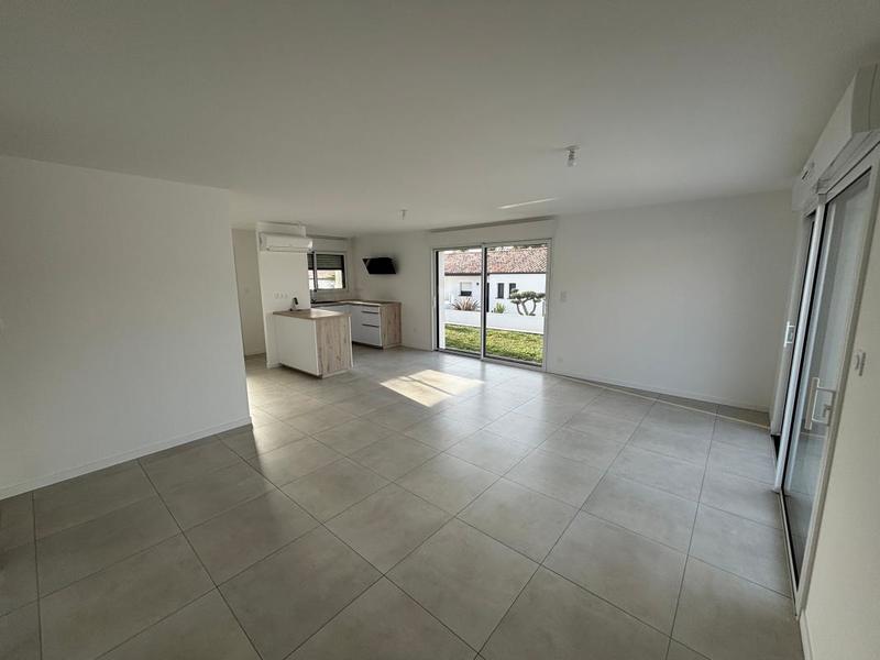 Maison - 80 m² - 4 pièces