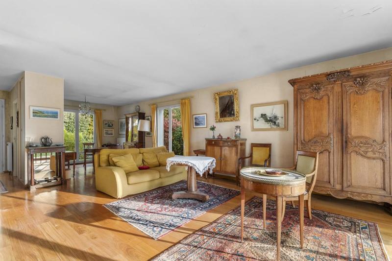 Maison - 160 m² - 8 pièces