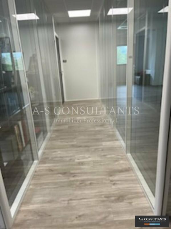 Local d'activité / Entrepôt - 37 m²