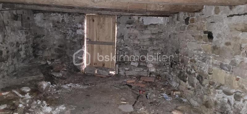 Maison en pierre - 90 m² - 4 pièces