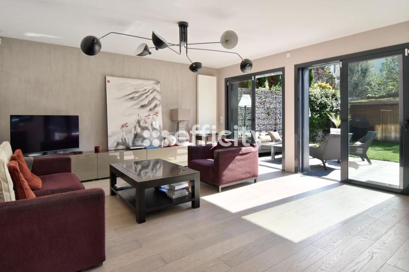 Pavillon - 164 m² - 5 pièces