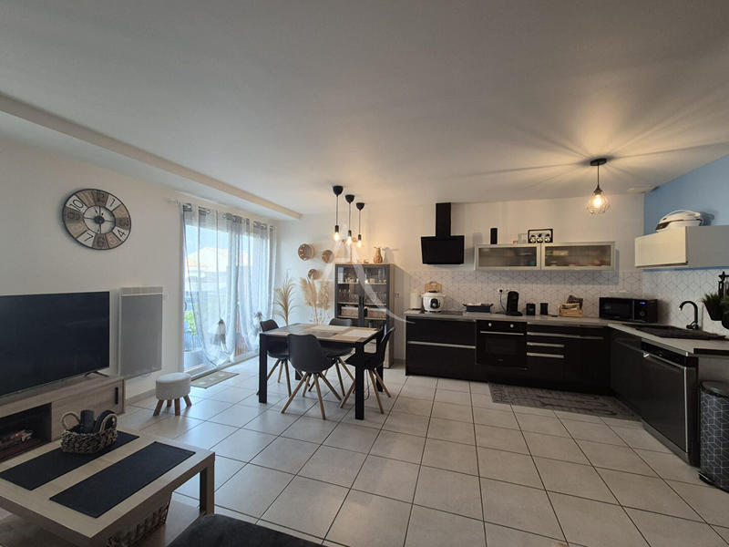 Maison - 87 m² - 4 pièces
