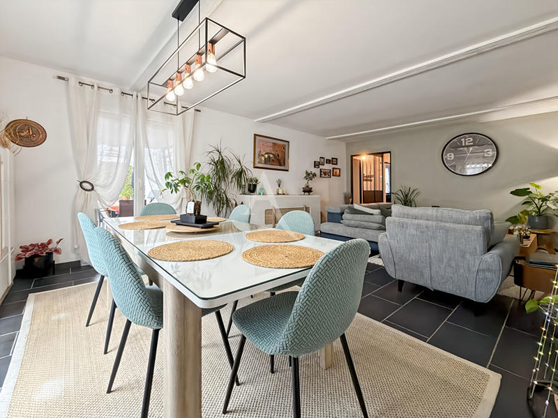 Maison - 120 m² - 6 pièces