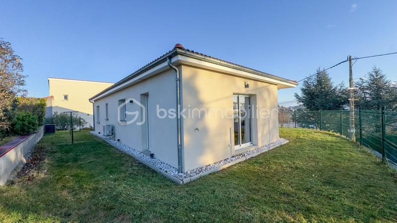 Maison - 95 m² - 5 pièces