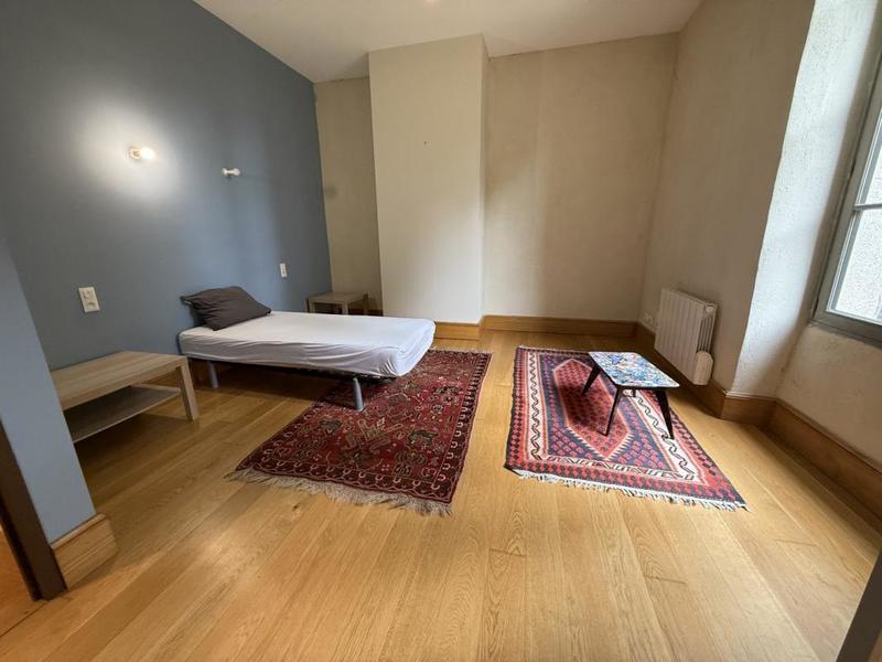 Demeure - 500 m² - 18 pièces