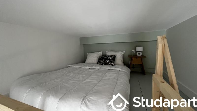 Chambre - 12 m² - 1 pièce