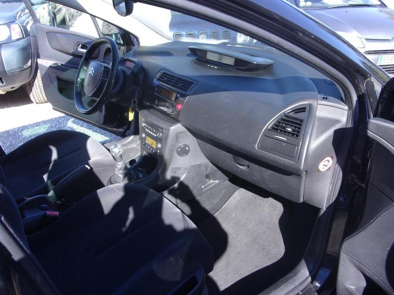Citroën C4 1.6 16v 110 Ambiance Velours