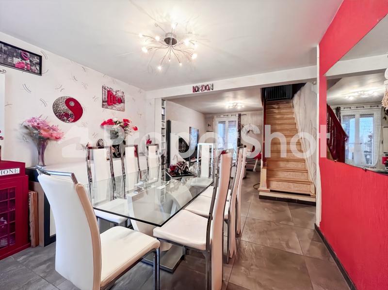 Maison - 76 m² - 5 pièces