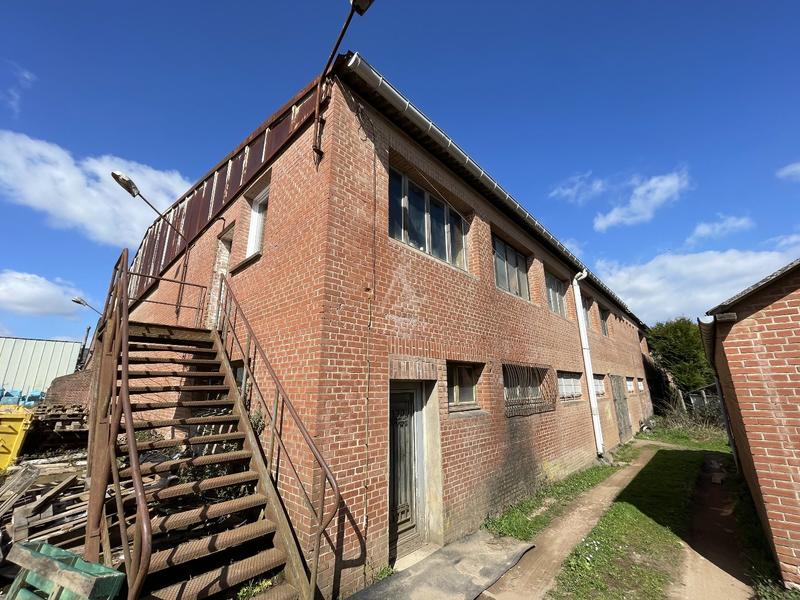 Entrepôt - 770 m² - 5 pièces