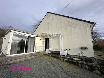 Maison - 132 m² - 7 pièces