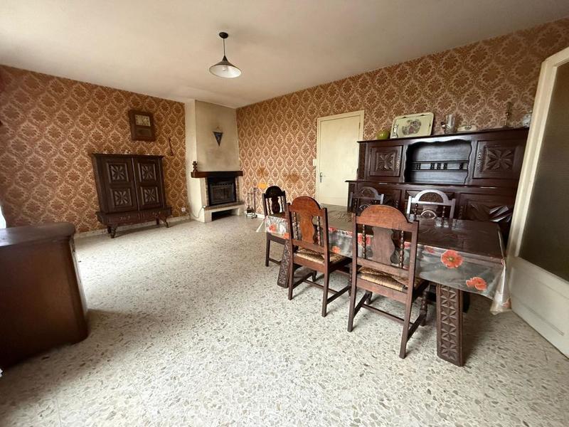 Maison - 104 m² - 4 pièces