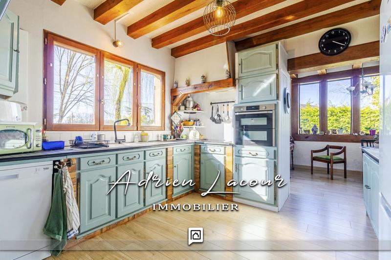 Maison - 141 m² - 6 pièces