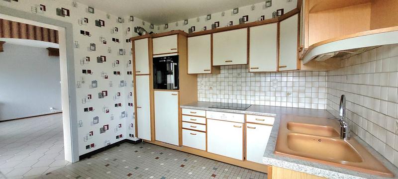 Maison traditionnelle - 178 m² - 6 pièces