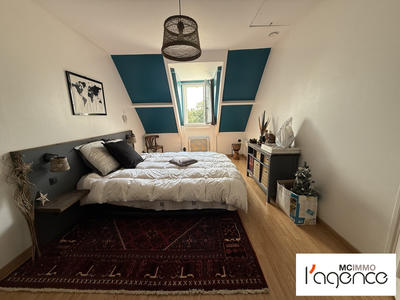 Maison traditionnelle - 170 m² - 6 pièces