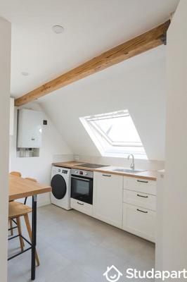 Chambre - 9 m² - 1 pièce