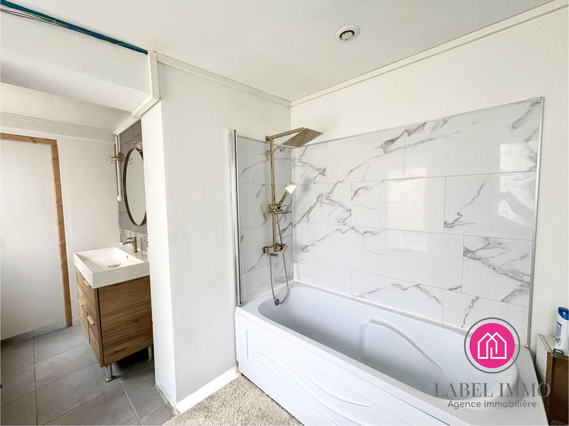 Maison - 115 m² - 6 pièces