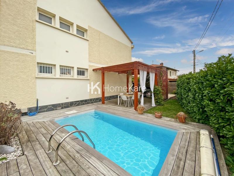 Appartement - 100 m² - 4 pièces