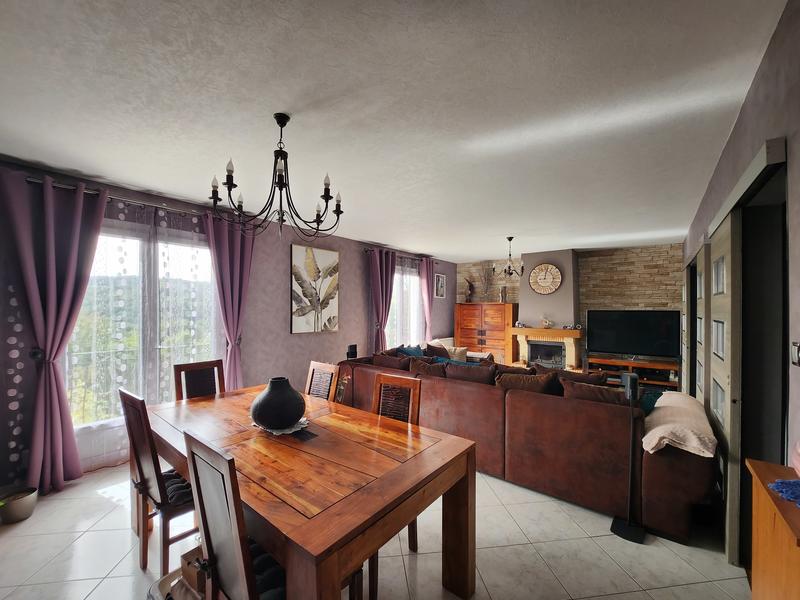 Maison - 145 m² - 6 pièces