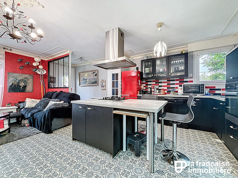 Maison - 145 m² - 7 pièces