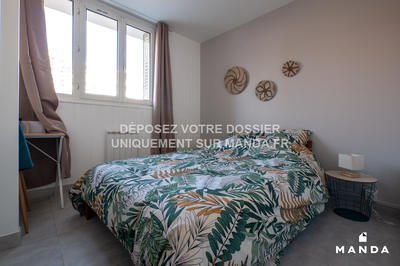 Chambre - 9 m² - 4 pièces