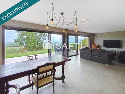 Maison - 136 m² - 6 pièces