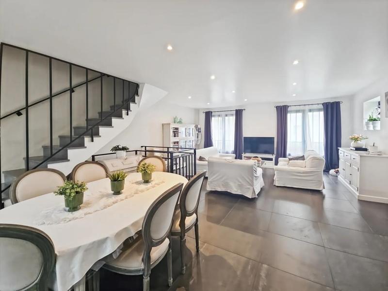 Maison - 120 m² - 4 pièces