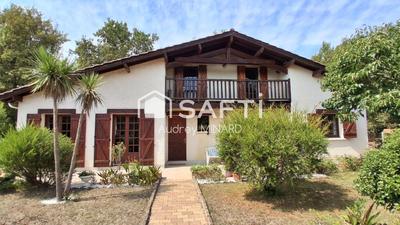 Maison - 152 m² - 6 pièces