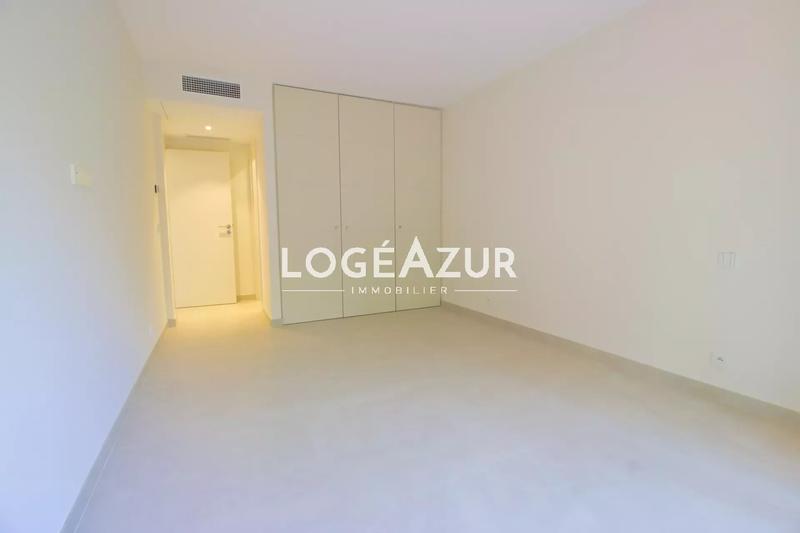 Appartement - 92 m² - 3 pièces