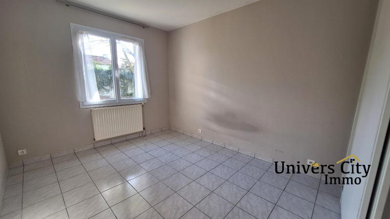 Maison - 99 m² - 5 pièces