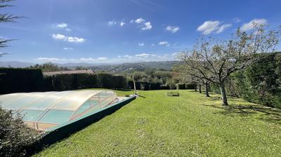 Maison - 192 m² - 6 pièces