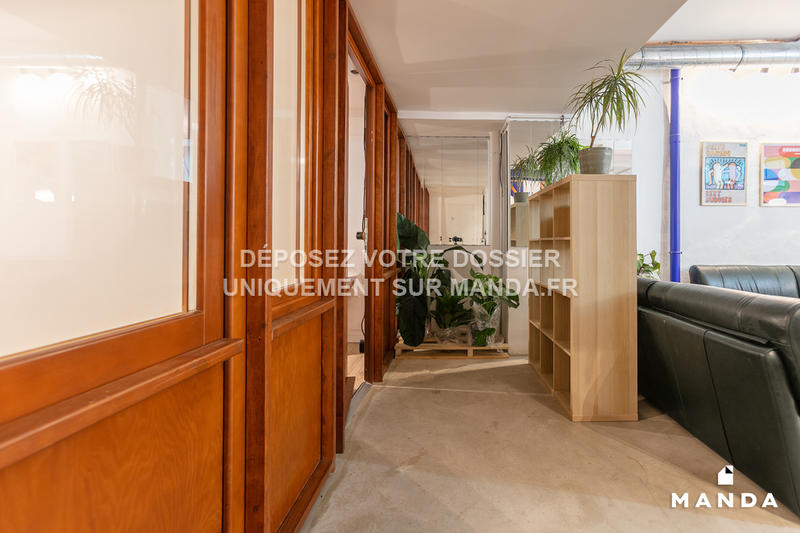 Chambre - 13 m² - 12 pièces