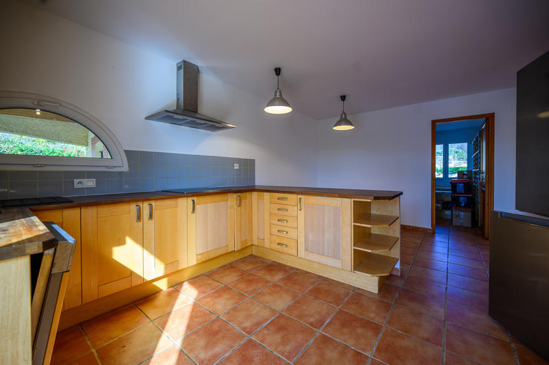 Maison - 234 m² - 7 pièces