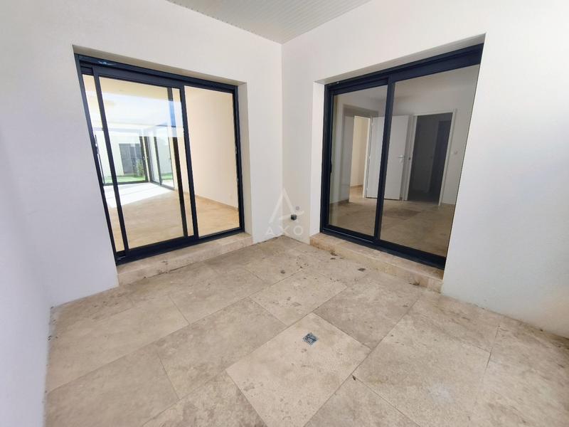 Pavillon - 138 m² - 7 pièces