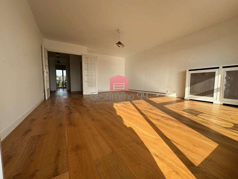 Appartement - 100 m² - 4 pièces