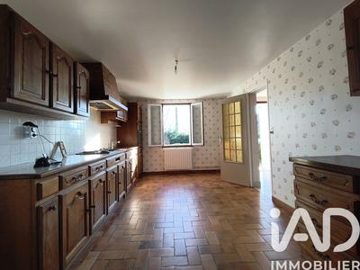 Maison - 98 m² - 3 pièces