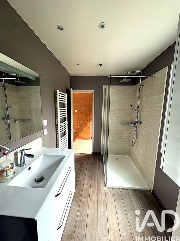 Maison - 95 m² - 3 pièces