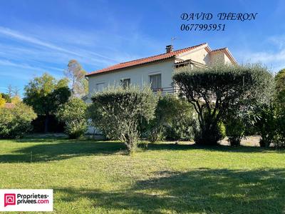 Maison - 139 m² - 9 pièces