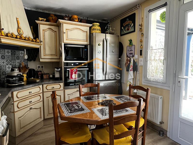 Maison - 100 m² - 5 pièces