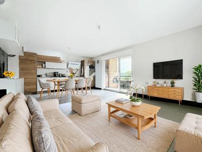 Appartement - 67 m² - 3 pièces