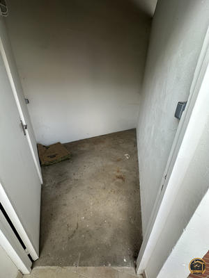 Parking / Garage - 6 m²